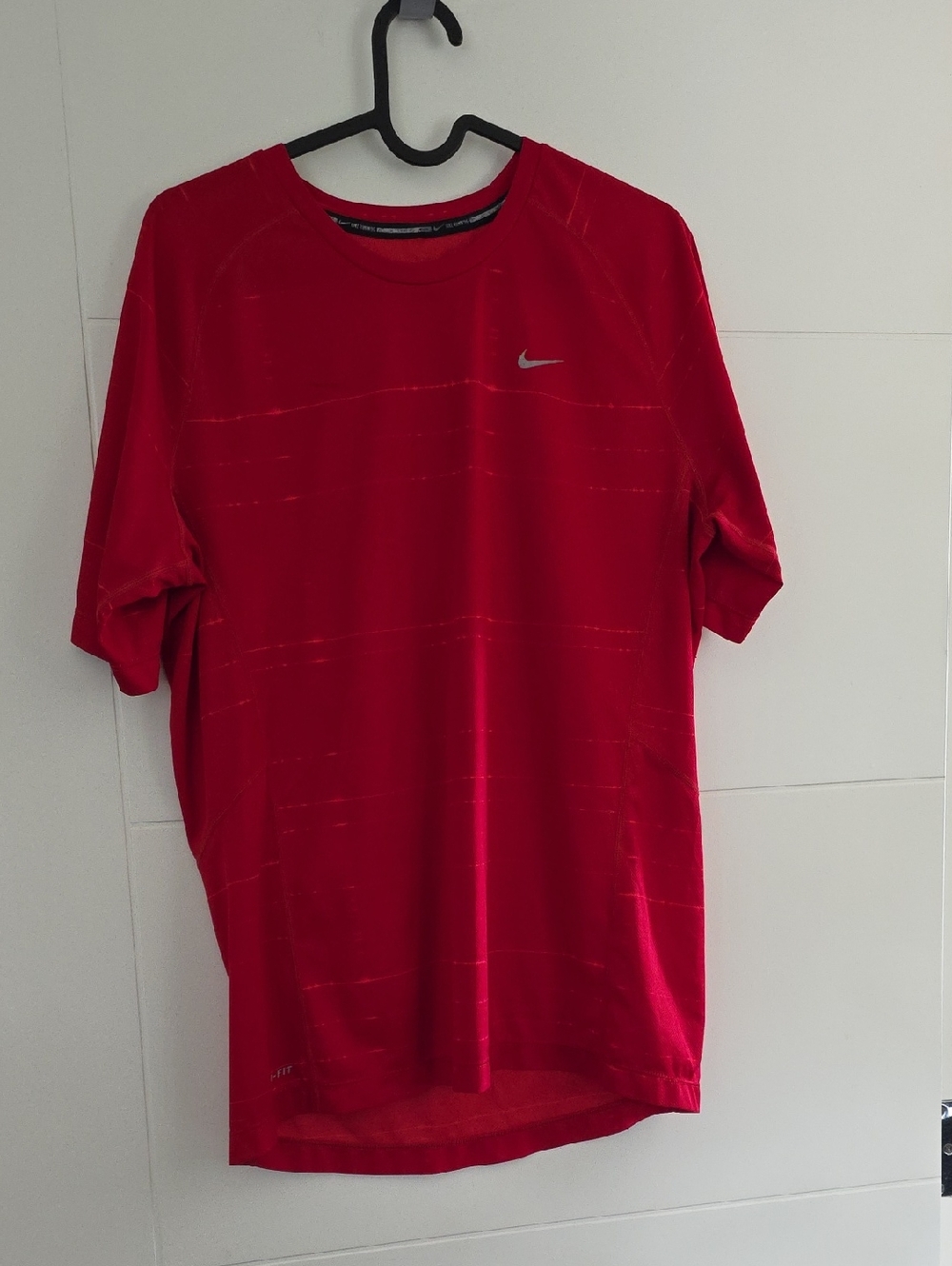 Nike Red Short Sleeve Dri-FIT Running Tee Size M